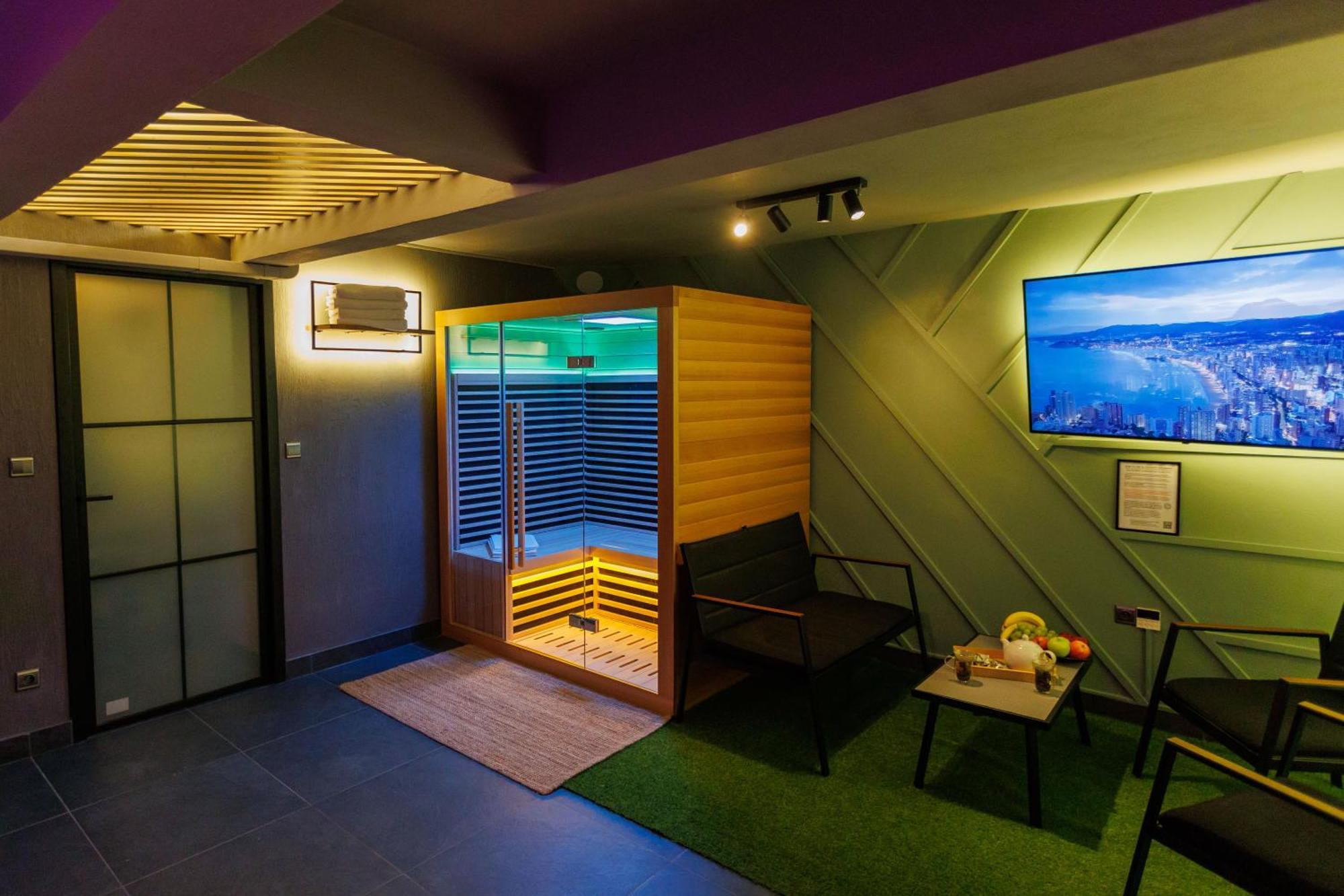 Leo Apartment Suite & Private Spa Zone - Old City Bratislava Esterno foto