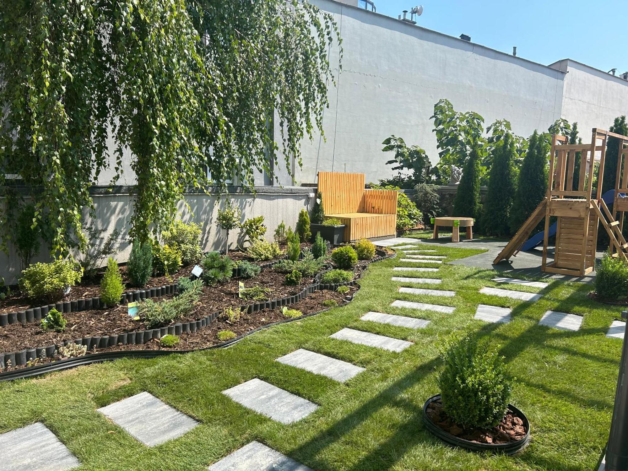Leo Apartment Suite & Private Spa Zone - Old City Bratislava Esterno foto