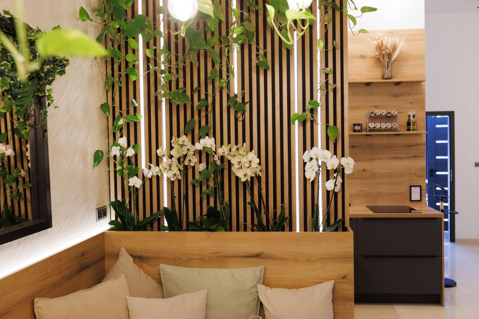 Leo Apartment Suite & Private Spa Zone - Old City Bratislava Esterno foto